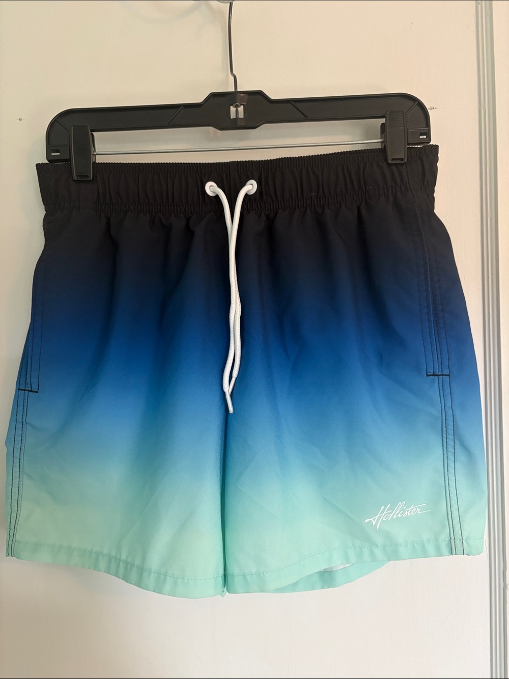 EUC Hollister swim trunks size Small